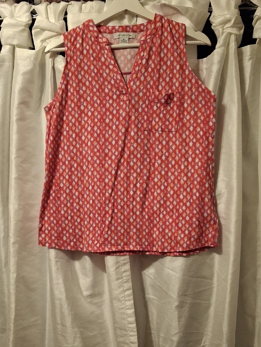 Liz Claiborne Coral Pink Printed Sleeveless V-Neck Shell